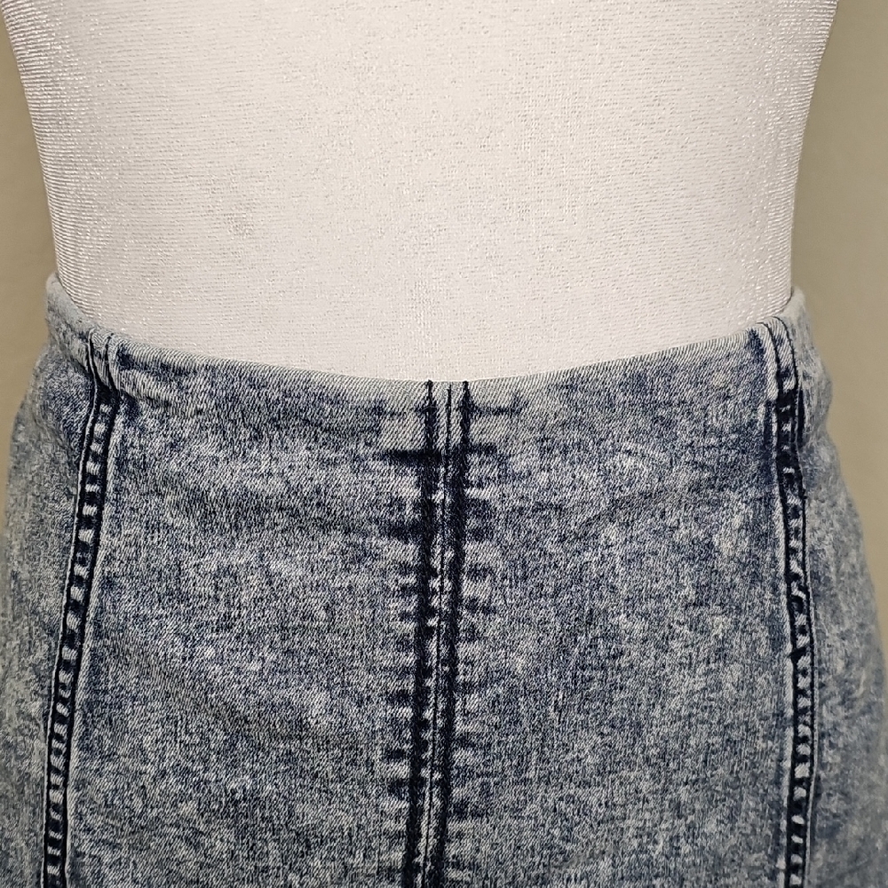 Free People Modern Femme Acid Wash Denim Stretch Mini Skirt - Picture 2 of 10